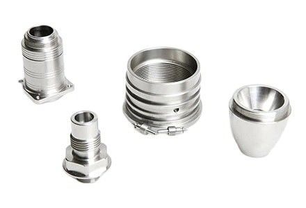 Части из нержавеющей стали и латуни, обрабатываемые с помощью станков CNC с анодированным лазером алюминия